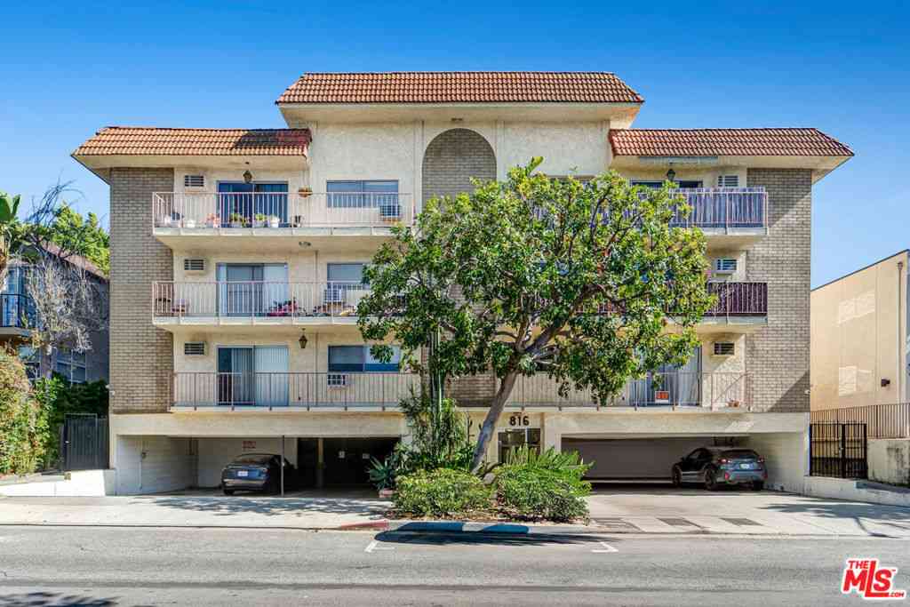 Homes For Sale - 816 Westmount Drive<br/> West Hollywood, CA 90069