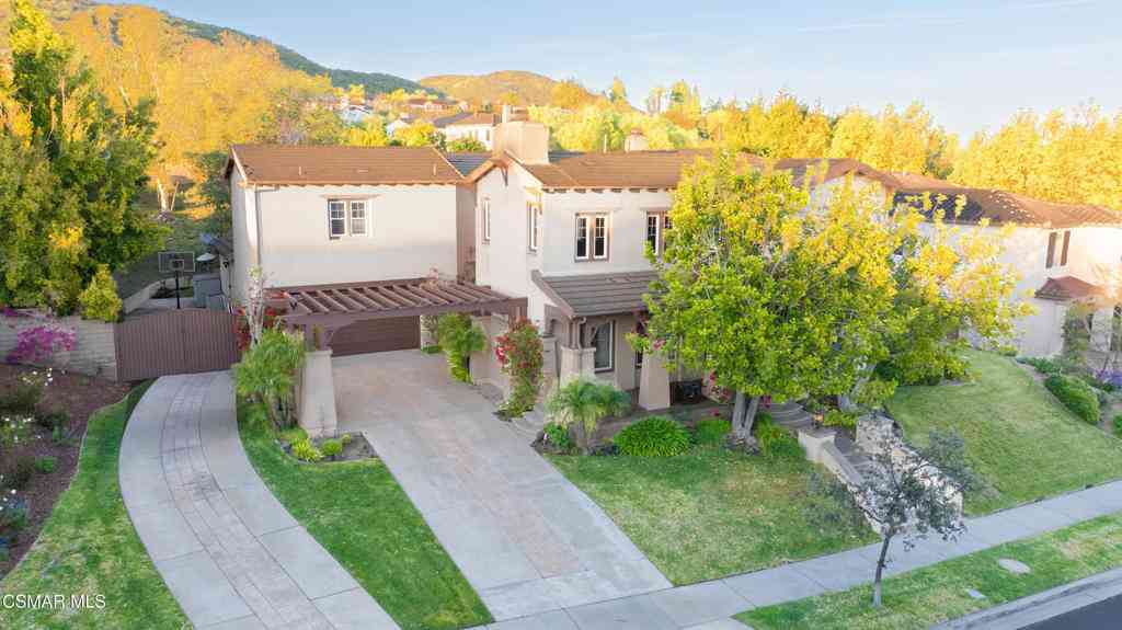Homes For Sale - 5043 Via Andrea<br/> Newbury Park, CA 91320