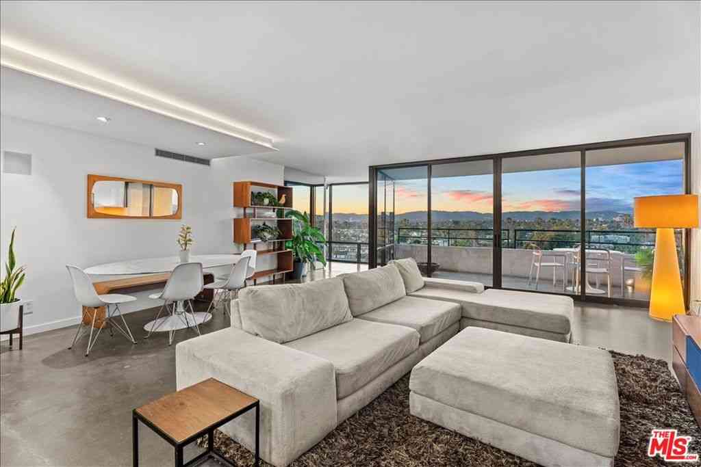 Condo For Sale - 4316 Marina City Drive #327<br/> Marina Del Rey, CA 90292