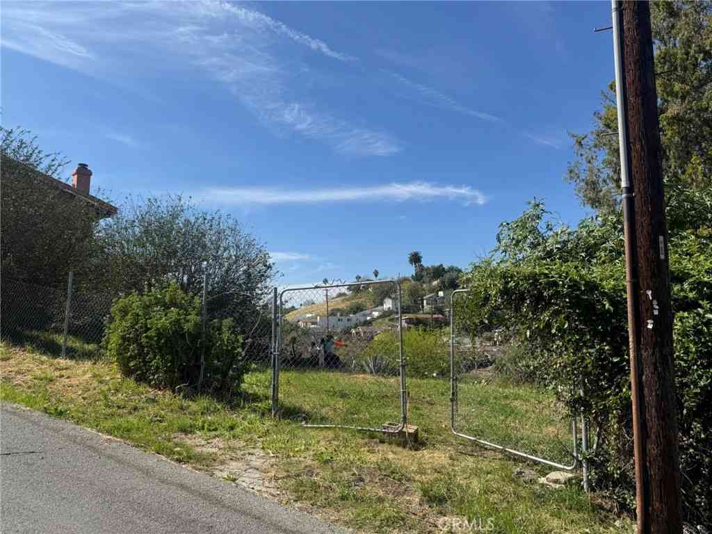 Vacant Land For Sale - 3439 Amethyst Street<br/> Los Angeles, CA 90032