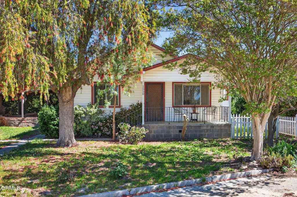 Homes For Sale - 1550 Santa Paula Street<br/> Ventura County, Fillmore, CA 93015