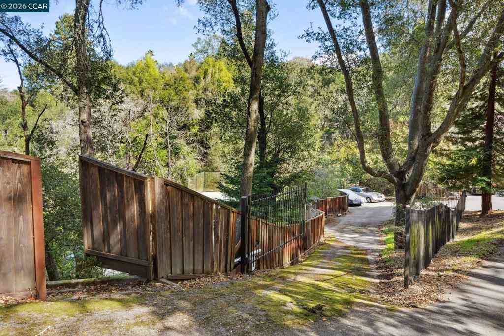 Vacant Land For Sale - 49 Tiger Tail Court<br/> Orinda, CA 94563