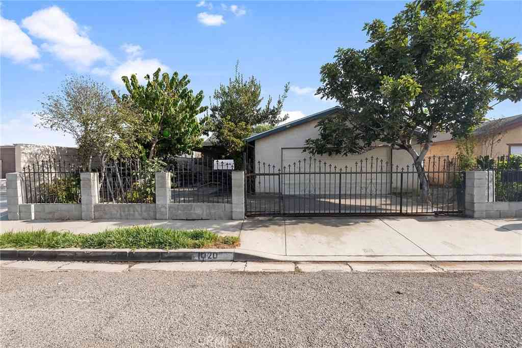 Homes For Sale - 1020 N Kemp<br/> Compton, CA 90220