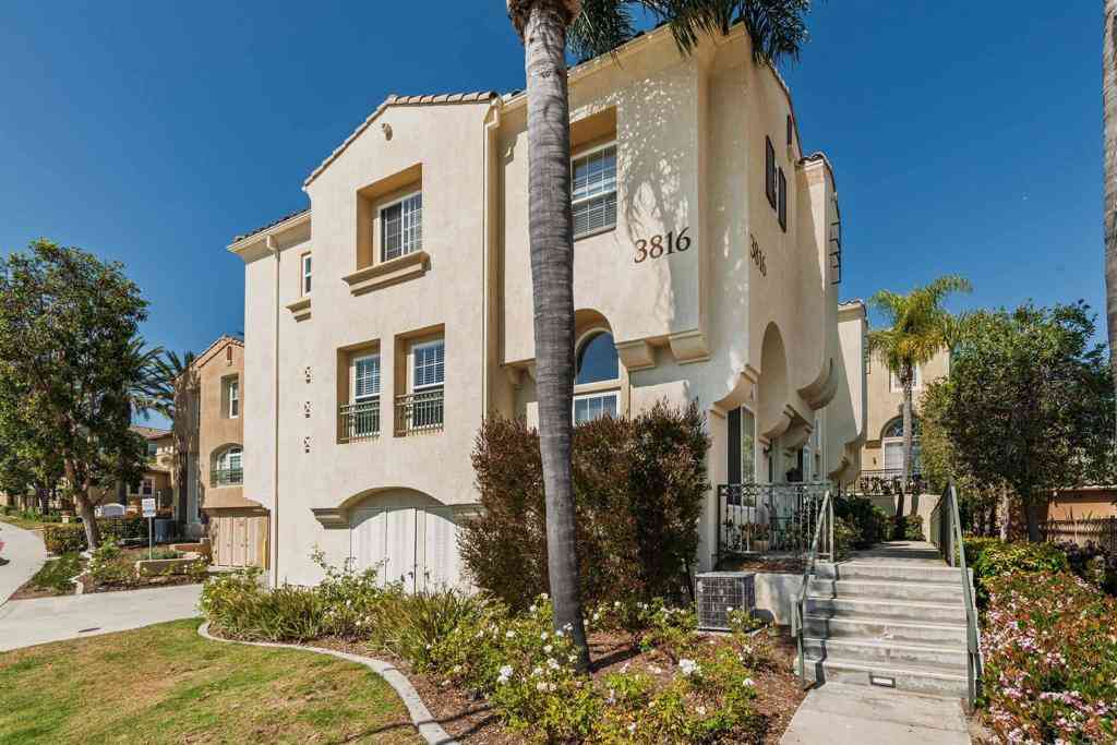 Condo For Sale - 3816 Mykonos Lane #3<br/> San Diego, CA 92130