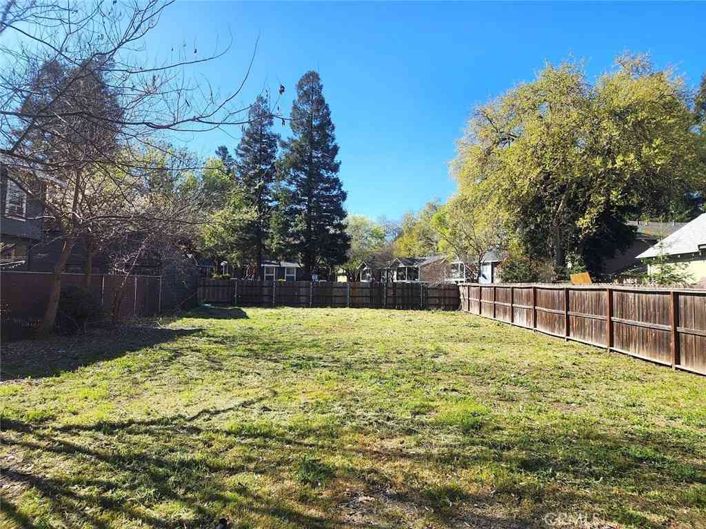 Vacant Land For Sale - W 7th Street<br/> Chico, CA 95928