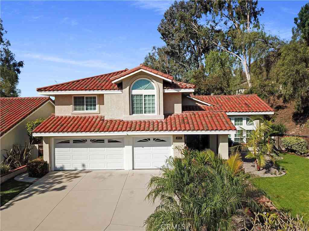 Homes For Sale - 2018 N Lake Mead<br/> Orange, CA 92867