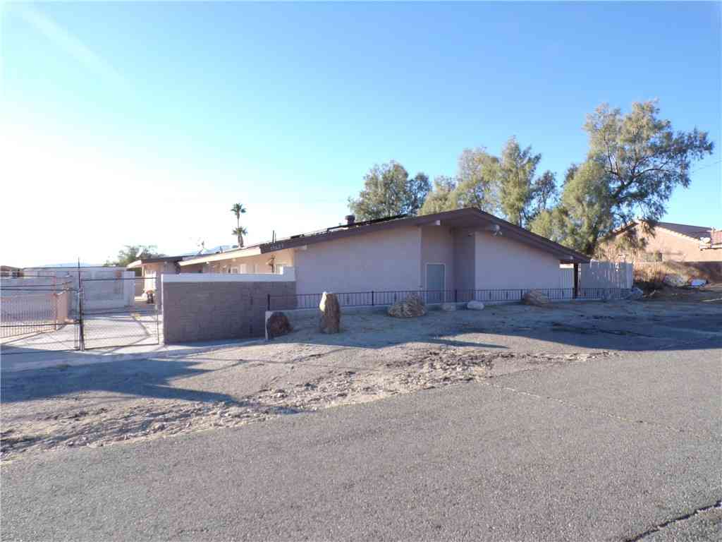 Homes For Sale - 13627 Hermano Way<br/> Desert Hot Springs, CA 92240