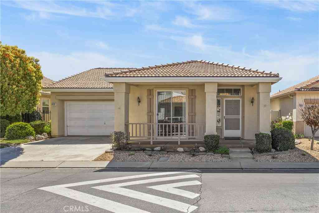 Homes For Sale - 5998 Turnberry<br/> Banning, CA 92220