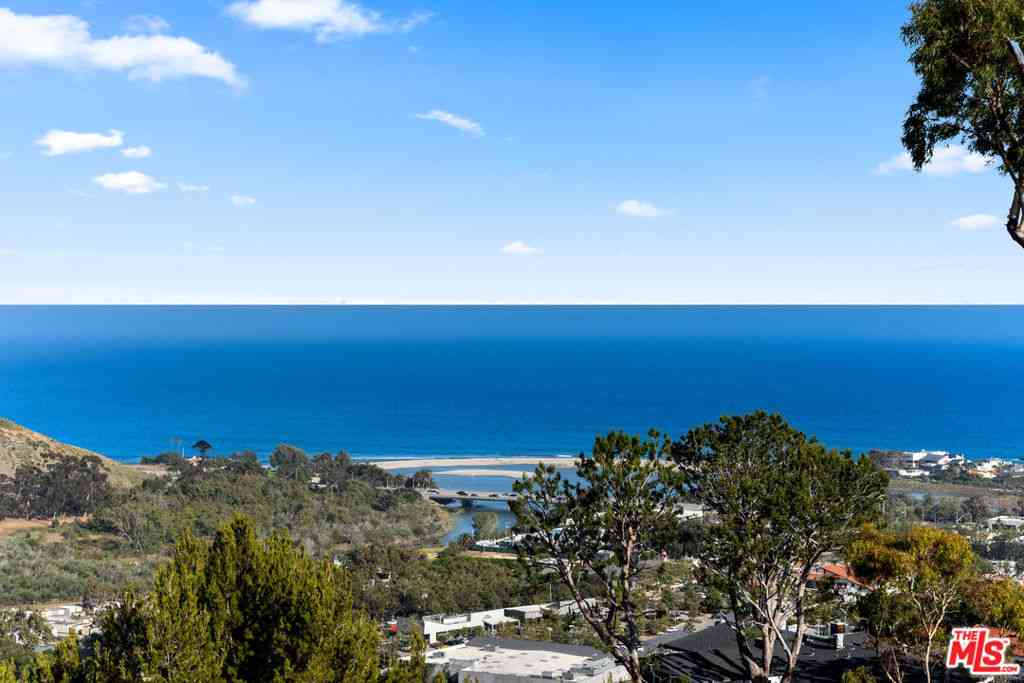 Homes For Rent - 23812 Malibu Crest Drive<br/> Malibu, CA 90265