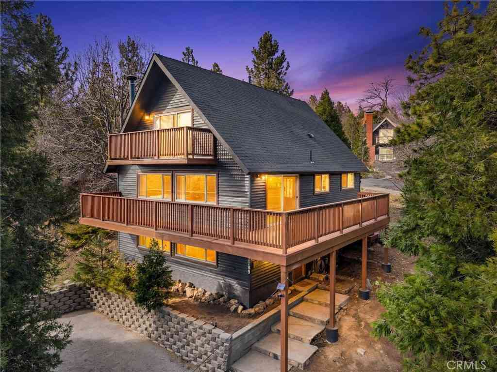 Homes For Sale - 27786 Matterhorn Drive<br/> Lake Arrowhead, CA 92352