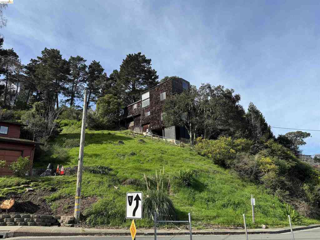 Vacant Land For Sale - Buena Vista Ave<br/> Richmond, CA 94802