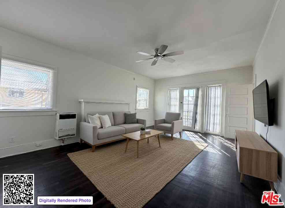 Condo For Rent - 2146 S Oak Street<br/> Los Angeles, CA 90007