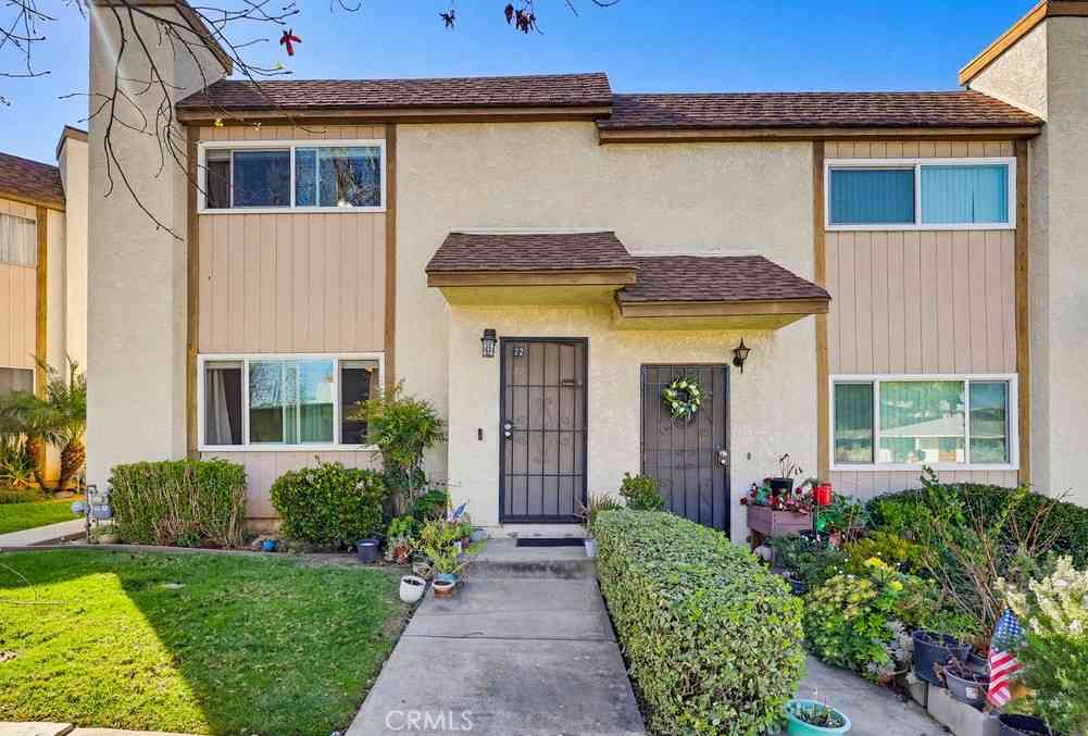 Condo For Sale - 13470 Meyer #22<br/> Whittier, CA 90605