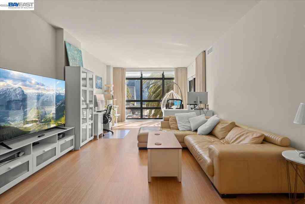 Condo For Sale - 88 E San Fernando St #303<br/> San Jose, CA 95113