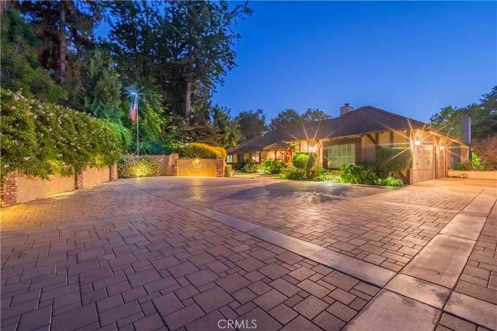 Homes For Sale - 2899 N Monte Verde Drive<br/> Covina, CA 91724