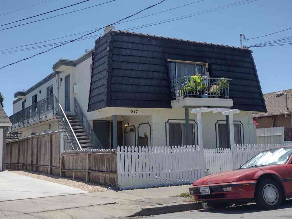 Multifamily For Sale - 217 Madison Avenue<br/> Redwood City, CA 94061