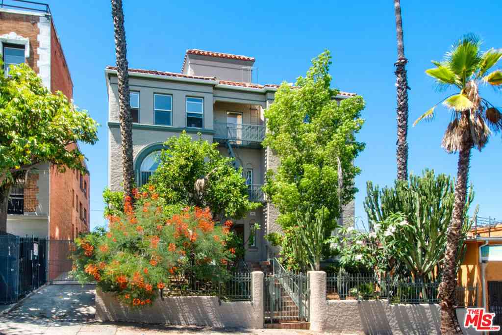 Homes For Sale - 251 N Kenmore Avenue<br/> Los Angeles, CA 90004