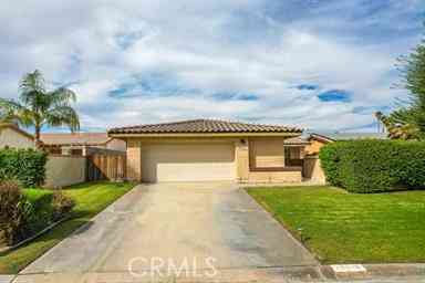 Homes For Rent - 76946 Kentucky<br/> Palm Desert, CA 92211
