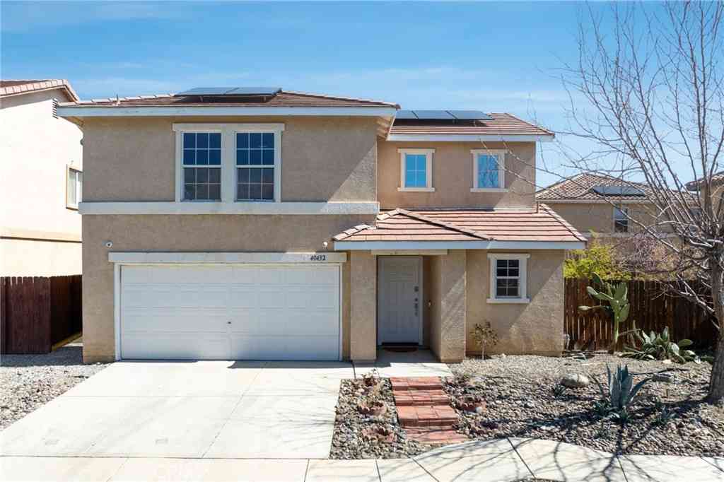 Homes For Sale - 40432 Vereda Drive<br/> Palmdale, CA 93550