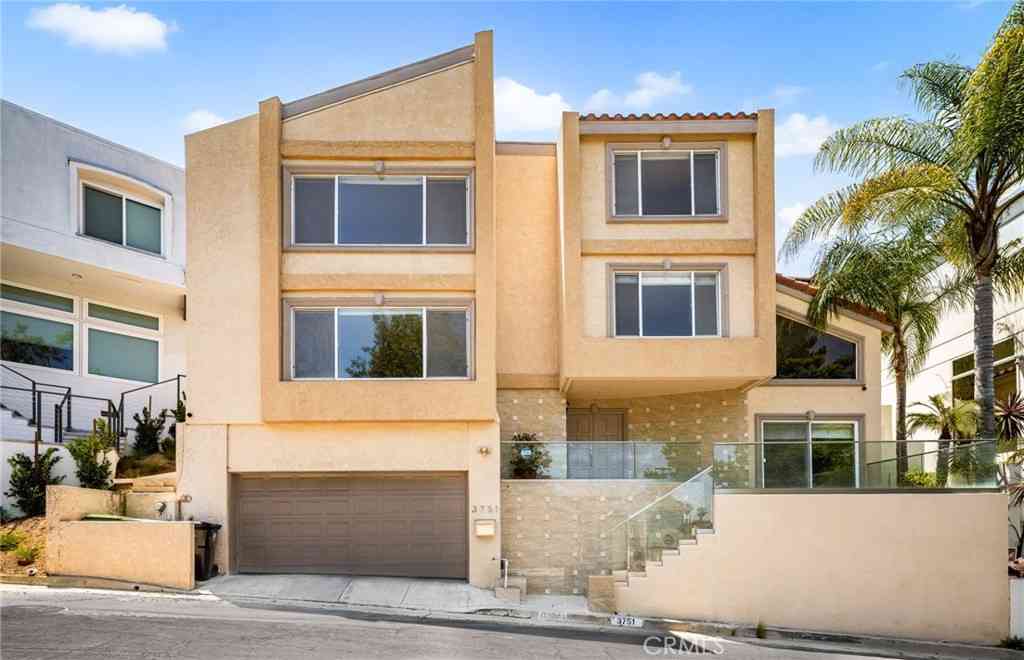 Homes For Sale - 3751 Prestwick<br/> Los Angeles, CA 90027
