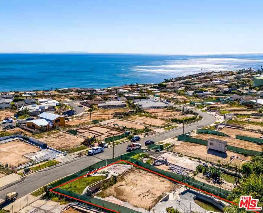 Vacant Land For Sale - 3637 Seahorn Drive<br/> Malibu, CA 90265
