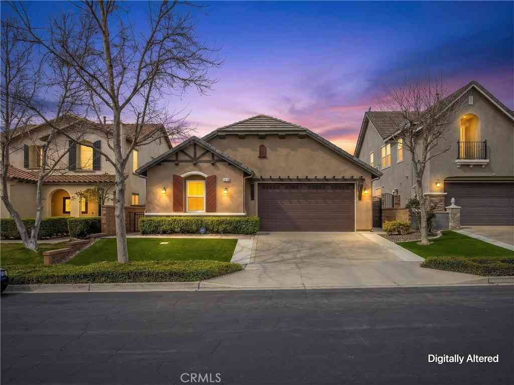 Homes For Sale - 5418 Massa Way<br/> Fontana, CA 92336