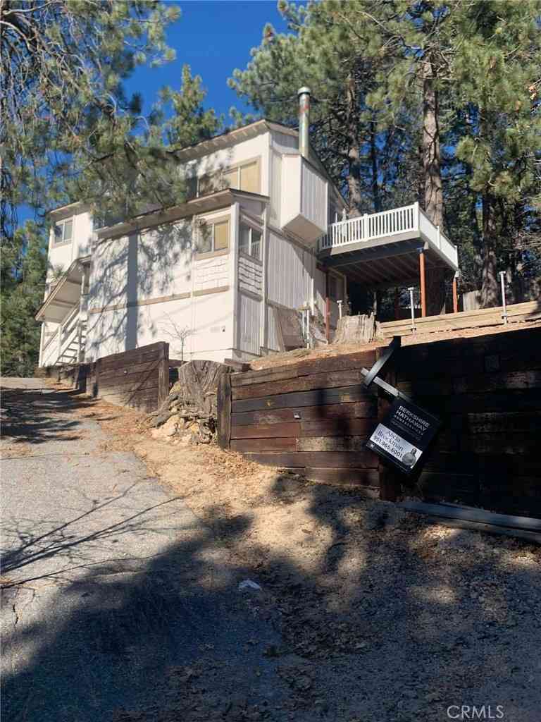 Homes For Sale - 32490 Scandia Drive<br/> Running Springs, CA 92382