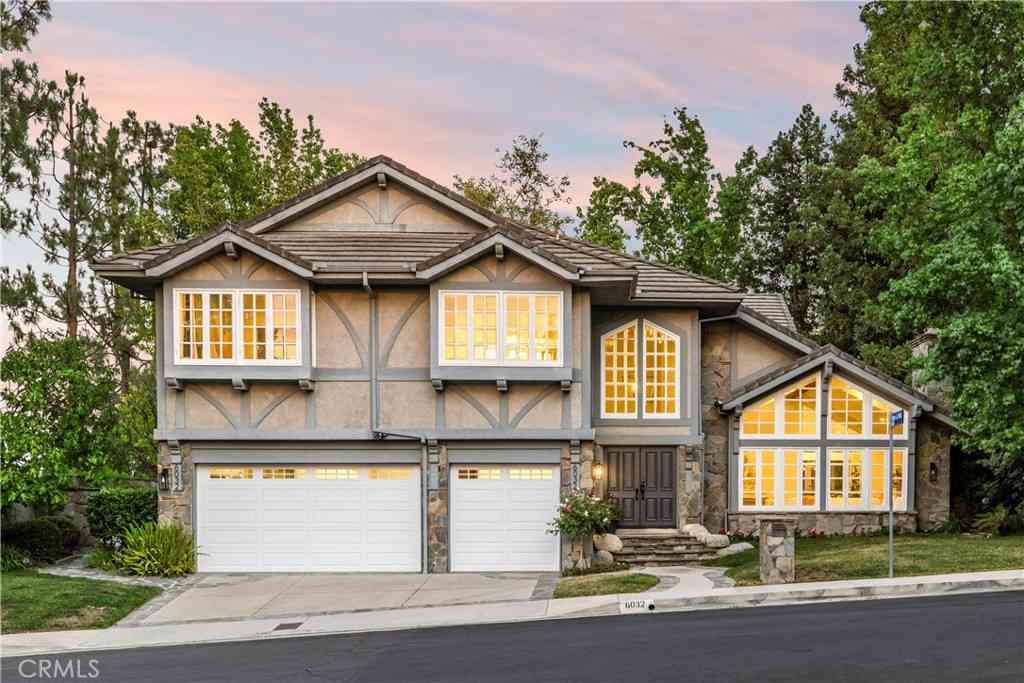 Homes For Sale - 6032 County Oak Road<br/> Woodland Hills, CA 91367