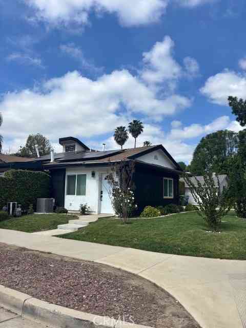 Homes For Rent - 7247 Capistrano<br/> West Hills, CA 91307