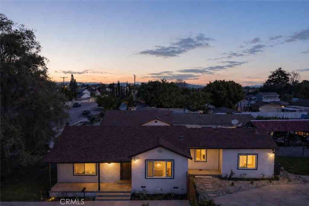 Homes For Sale - 8172 Hazard<br/> Midway City, CA 92683