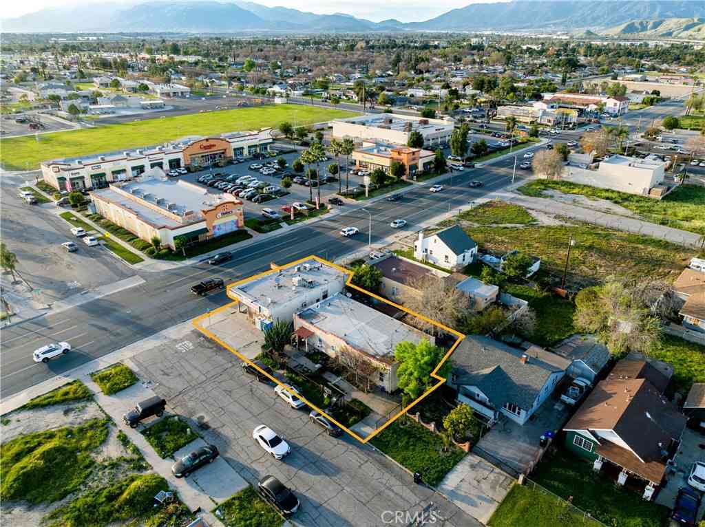 Homes For Sale - 1101 N Mount Vernon<br/> San Bernardino, CA 92411