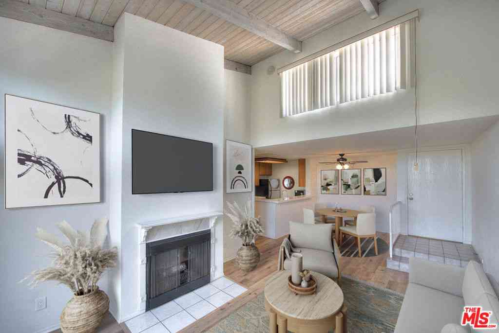 Condo For Sale - 4900 Overland Avenue #274<br/> Culver City, CA 90230