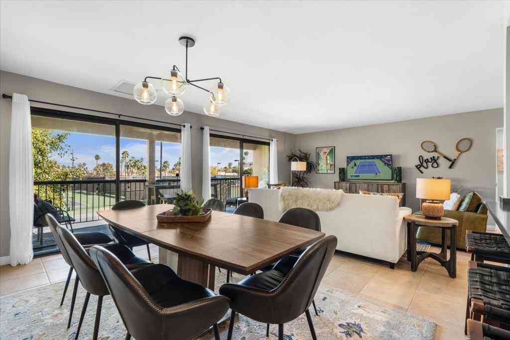 Condo For Sale - 45720 Club Circle Drive #285<br/> Palm Desert, CA 92260