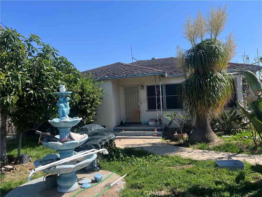 Homes For Sale - 10655 Mountain View<br/> Redlands, CA 92373