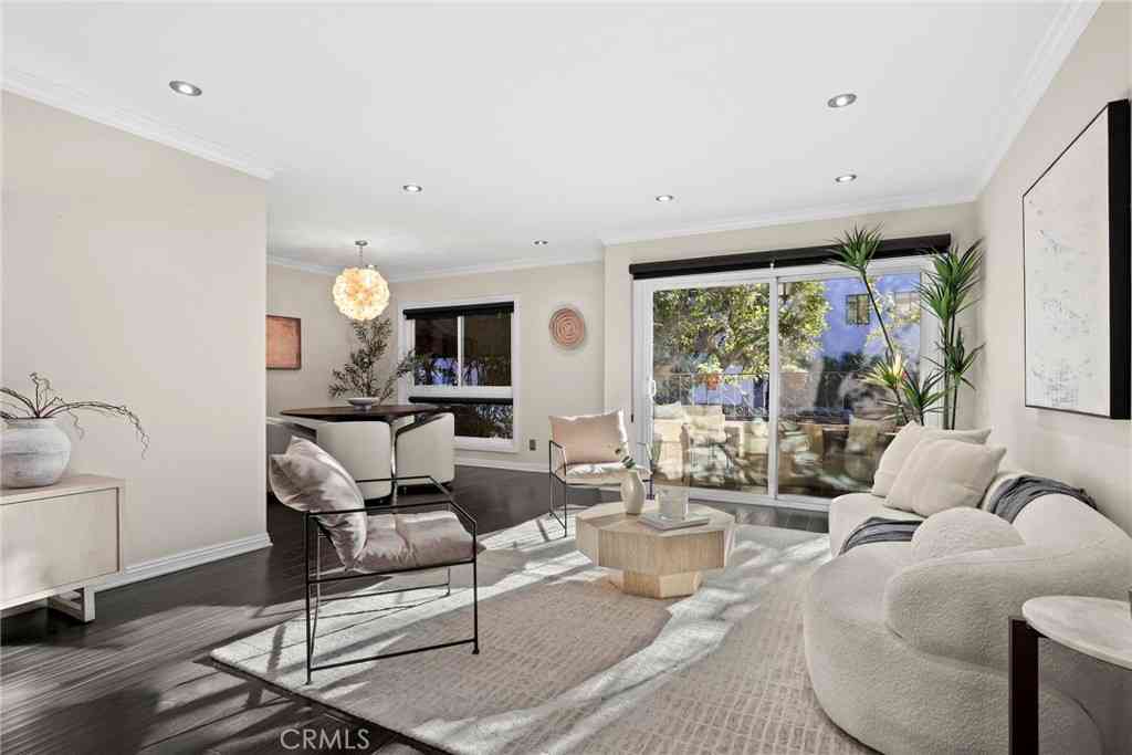 Condo For Sale - 1203 N Sweetzer #118<br/> West Hollywood, CA 90069