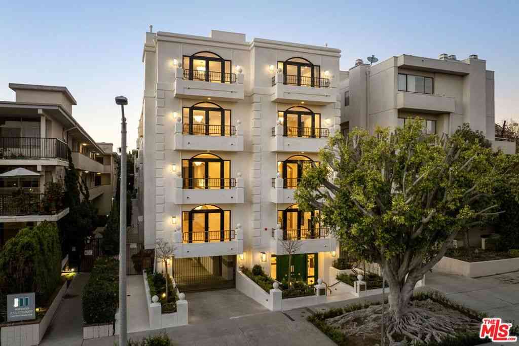 Condo For Sale - 11923 Gorham Avenue #201<br/> Los Angeles, CA 90049