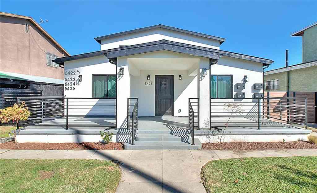 Homes For Sale - 5422 Ruthelen Street<br/> Los Angeles, CA 90062