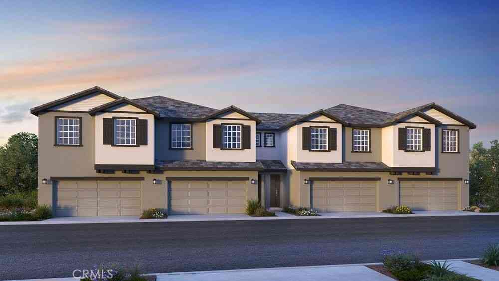 Townhouse For Sale - 32659 Ventura Lane<br/> Winchester, CA 92596