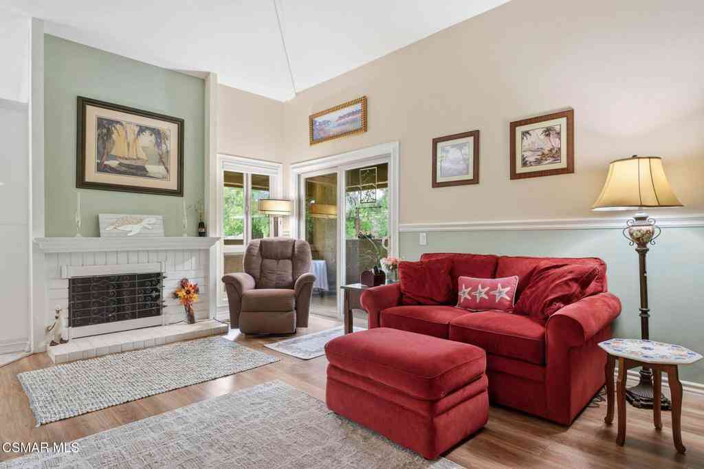 Condo For Sale - 460 Arbor Lane Court #202<br/> Thousand Oaks, CA 91360