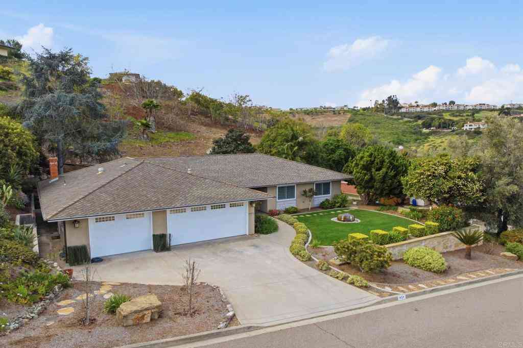 Homes For Sale - 1454 La Plaza Drive<br/> San Marcos, CA 92078