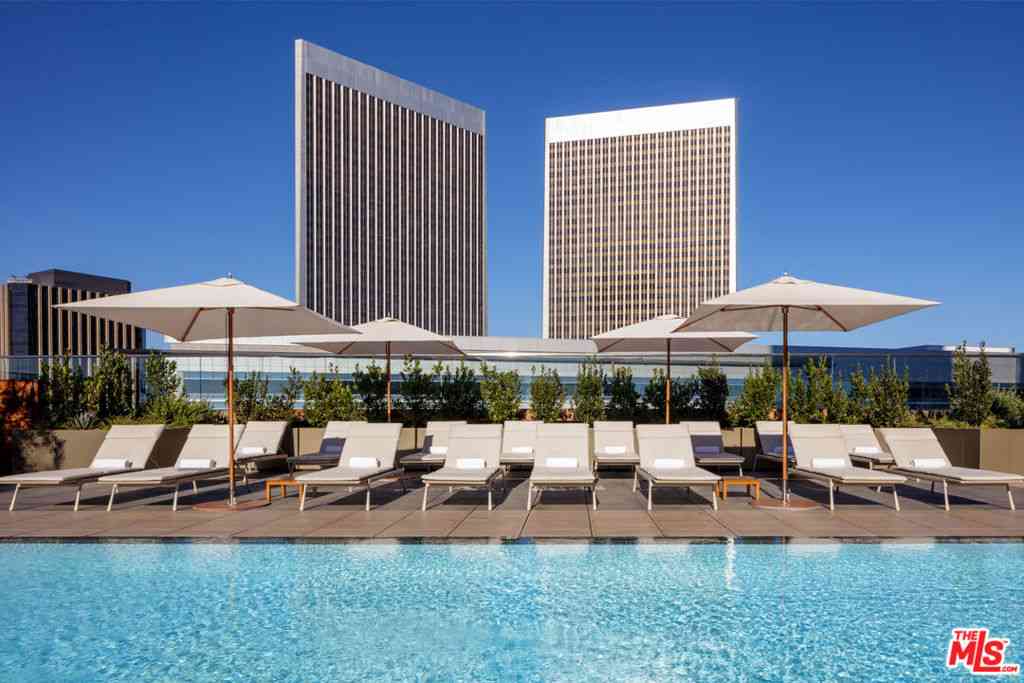 Condo For Rent - 2025 Avenue Of The Stars #1607<br/> Los Angeles, CA 90067