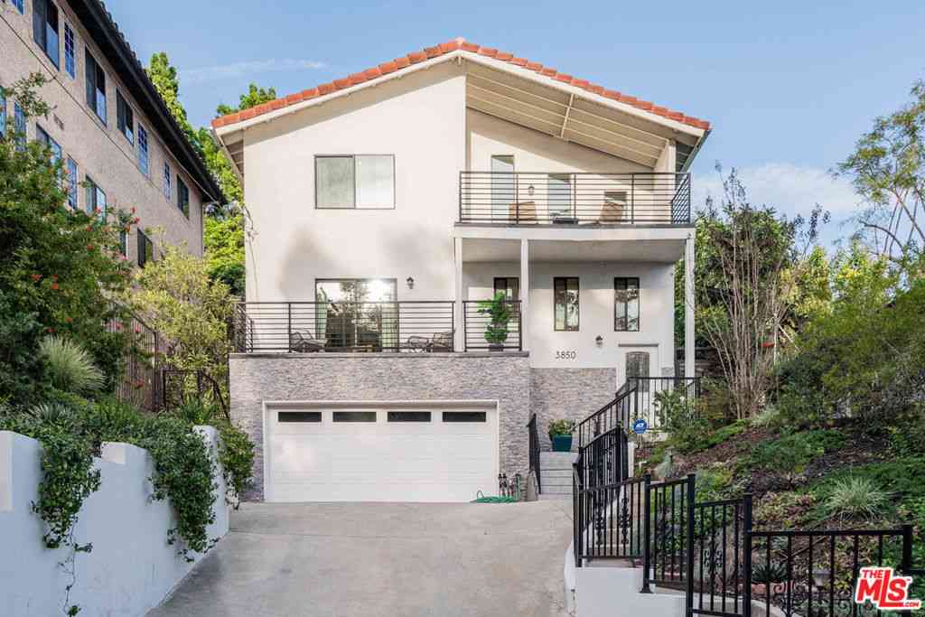 Homes For Sale - 3850 Udell Court<br/> Los Angeles, CA 90027