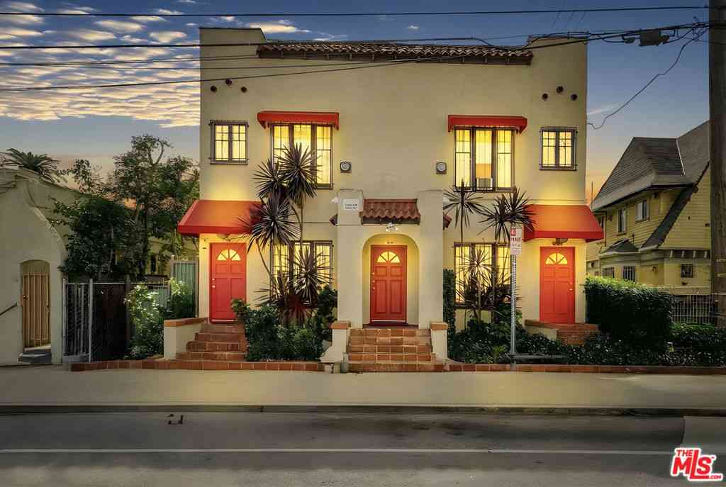 Homes For Sale - 716 W 30th Street<br/> Los Angeles, CA 90007