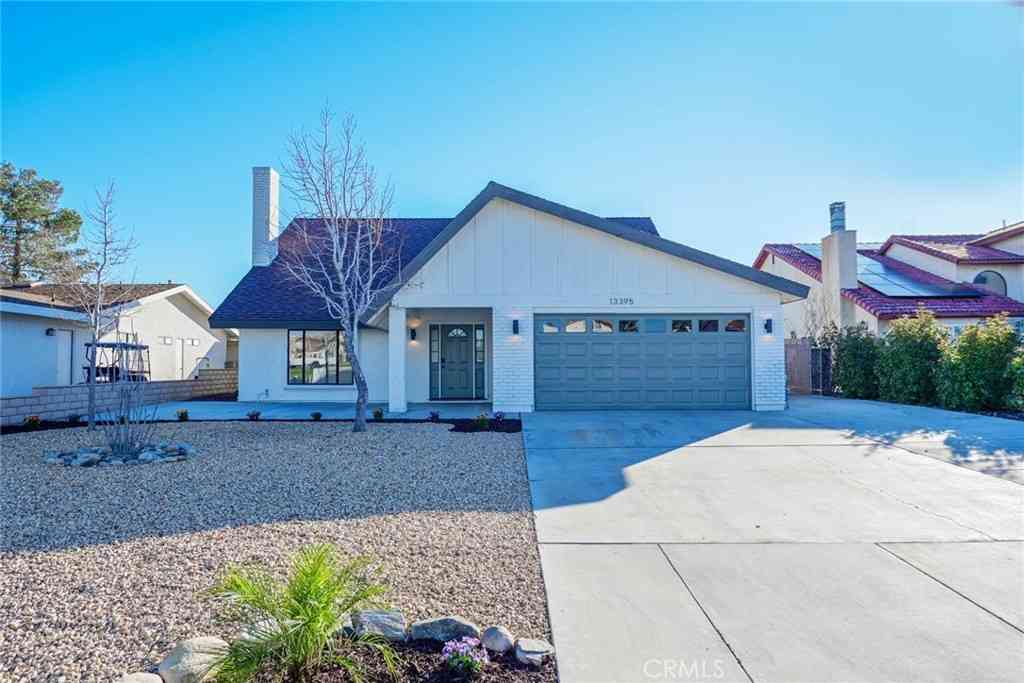 Homes For Sale - 13395 Driftwood Drive<br/> Victorville, CA 92395