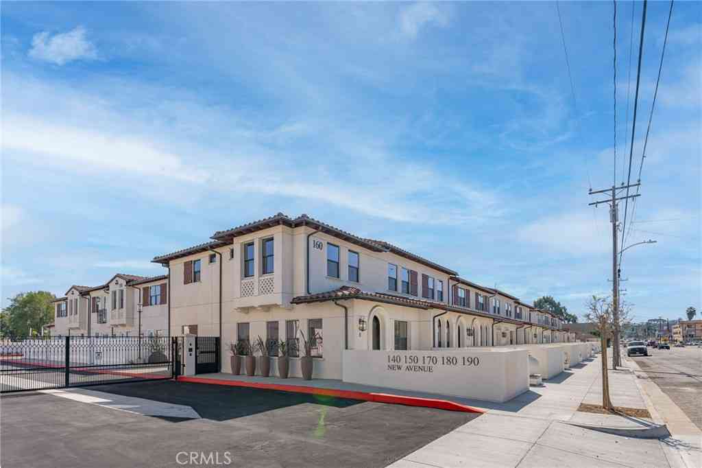 Townhouse For Rent - 160 N New Ave #8<br/> Monterey Park, CA 91755