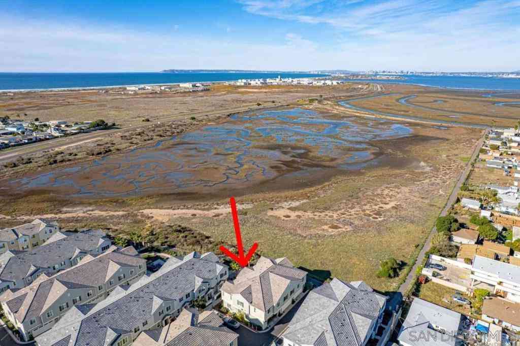 Townhouse For Sale - 502 Surfbird Ln<br/> Imperial Beach, CA 91932