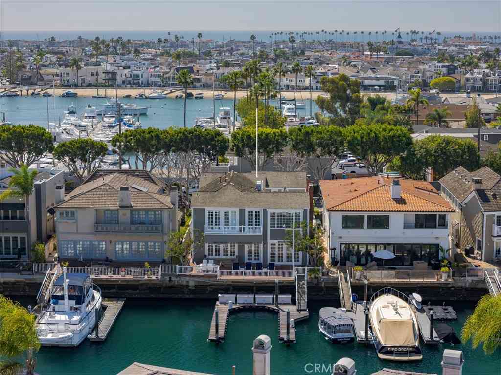 Homes For Rent - 736 Harbor Island Drive<br/> Newport Beach, CA 92660