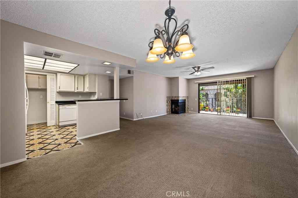Condo For Sale - 246 E Fern #205<br/> Redlands, CA 92373