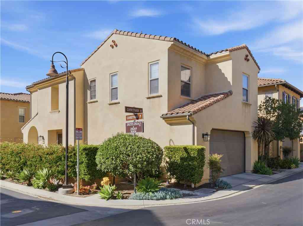 Homes For Sale - 28251 Via Del Mar<br/> San Juan Capistrano, CA 92675