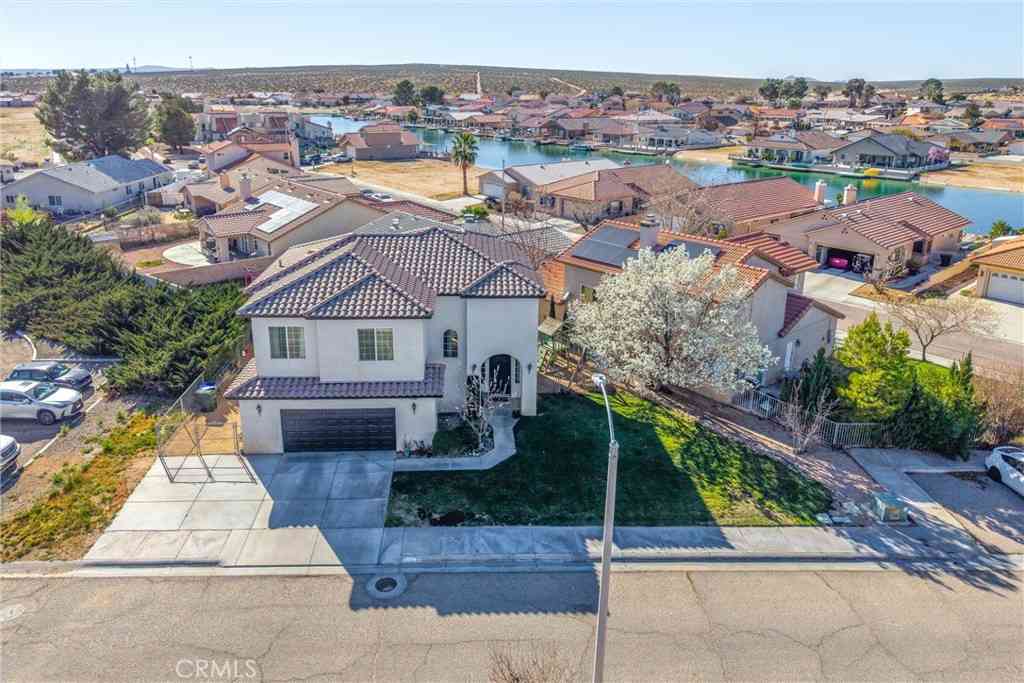 Homes For Sale - 27292 Maritime<br/> Helendale, CA 92342